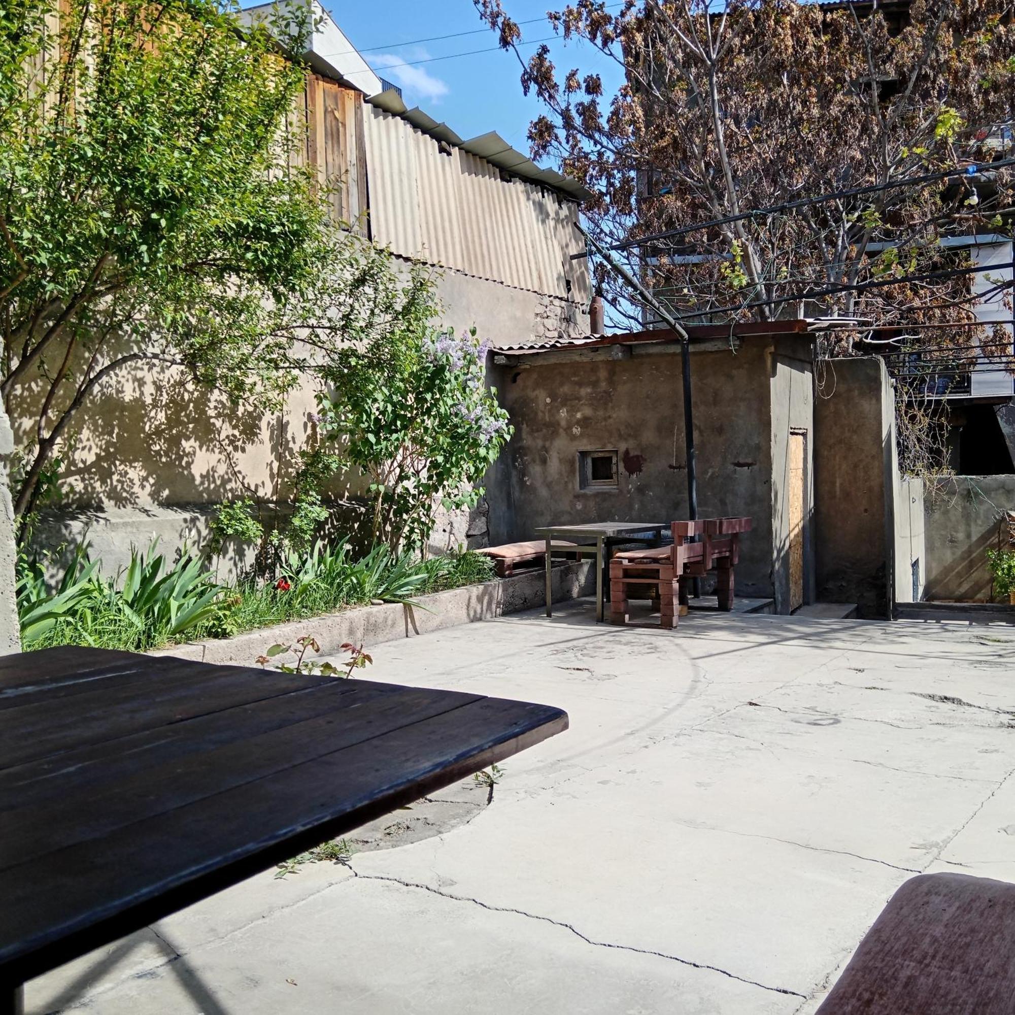 House 56 Hotel Yerevan Exterior photo